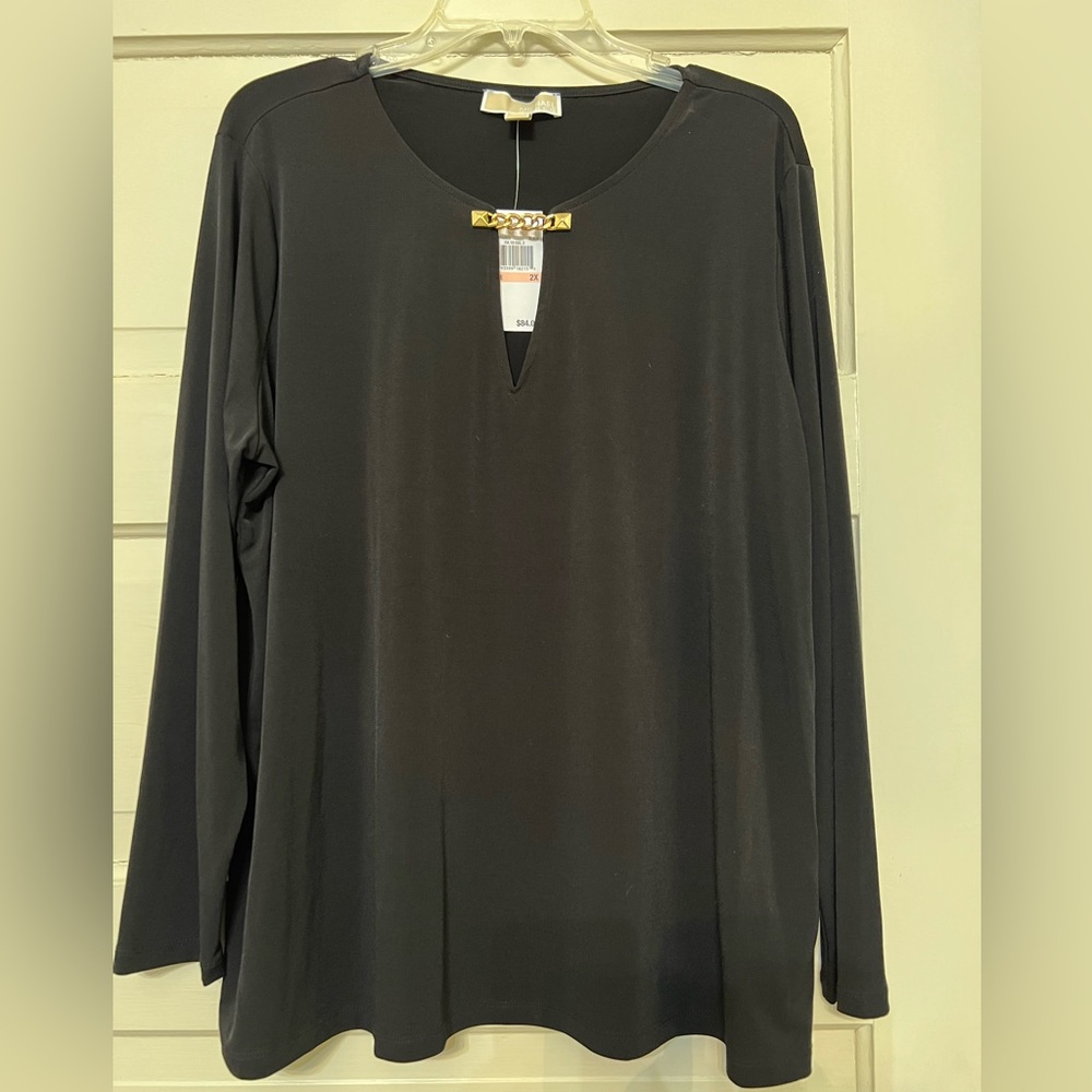 Michael Kors Black Jersey Knit top with a gold chain accent at neck. Size 2X
